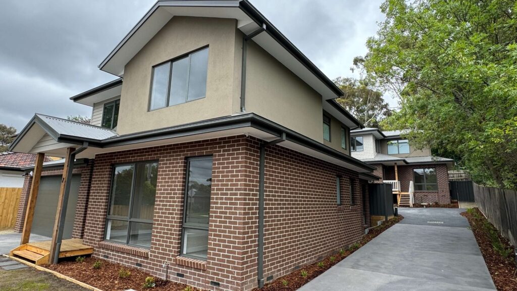 Inspiration: 3 Custom Home Projects by Woodsman in Melbourne 1 campbell street custom home woodsman 33 1 aspect ratio 1920 1080